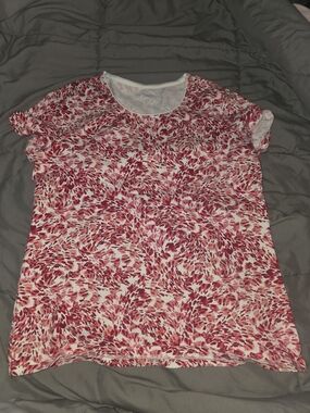 Kim Rogers Pink & White Floral Short Sleeve Tee